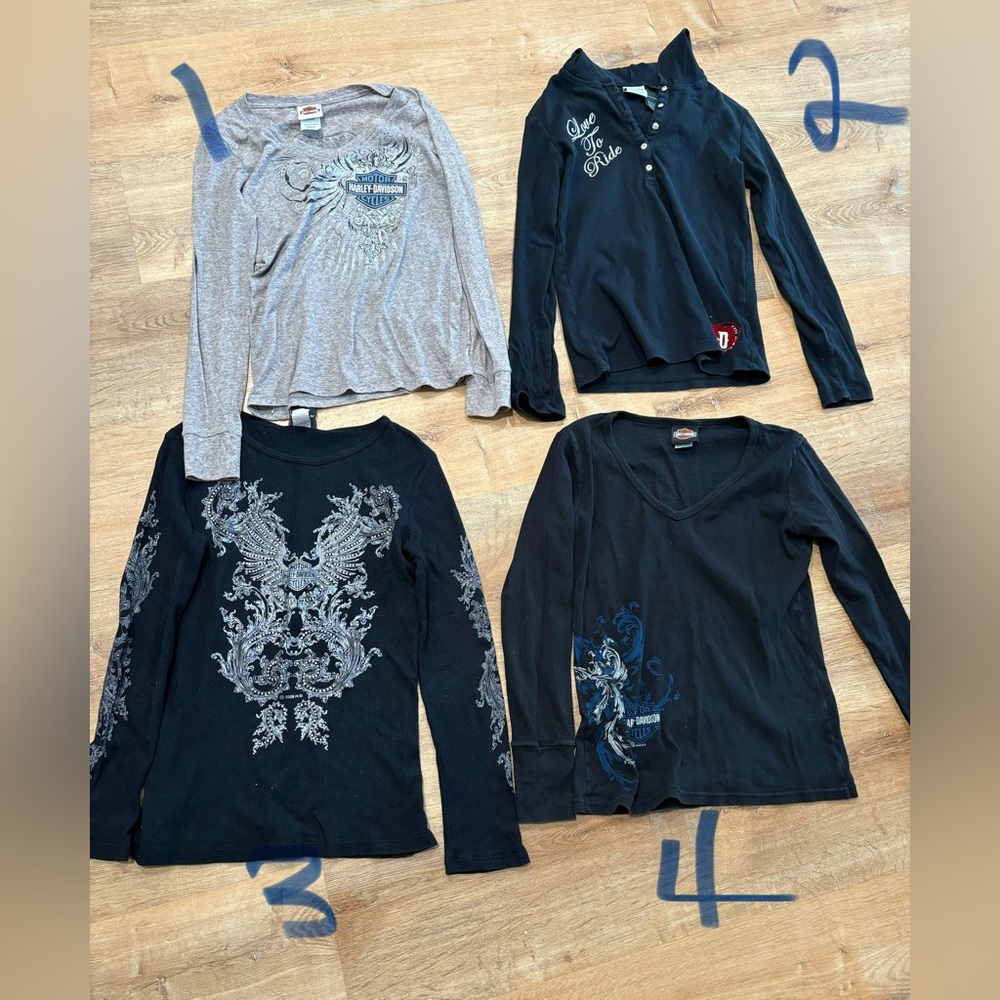 Lot of 4 Harley Davidson ladies long sleeve shirts Size S & M
